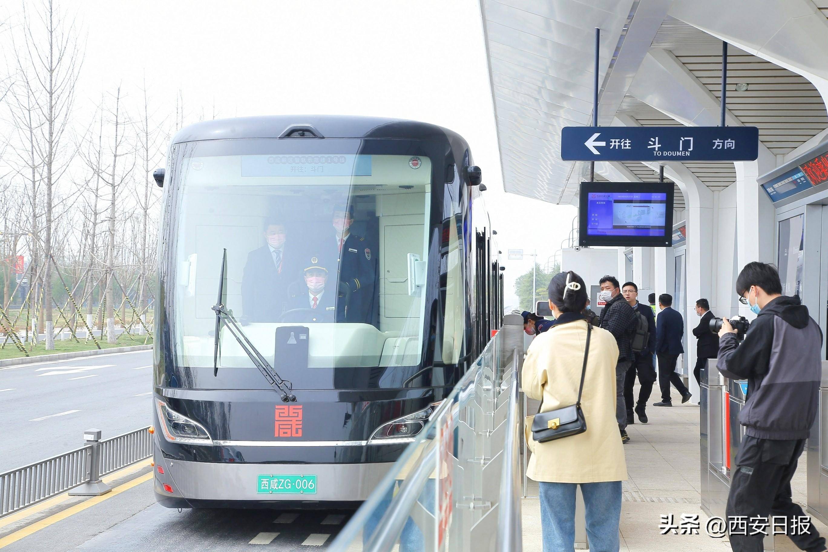 轨道交通建设和城市发展,已建成的地铁1号线二期和5号线二期运营平稳
