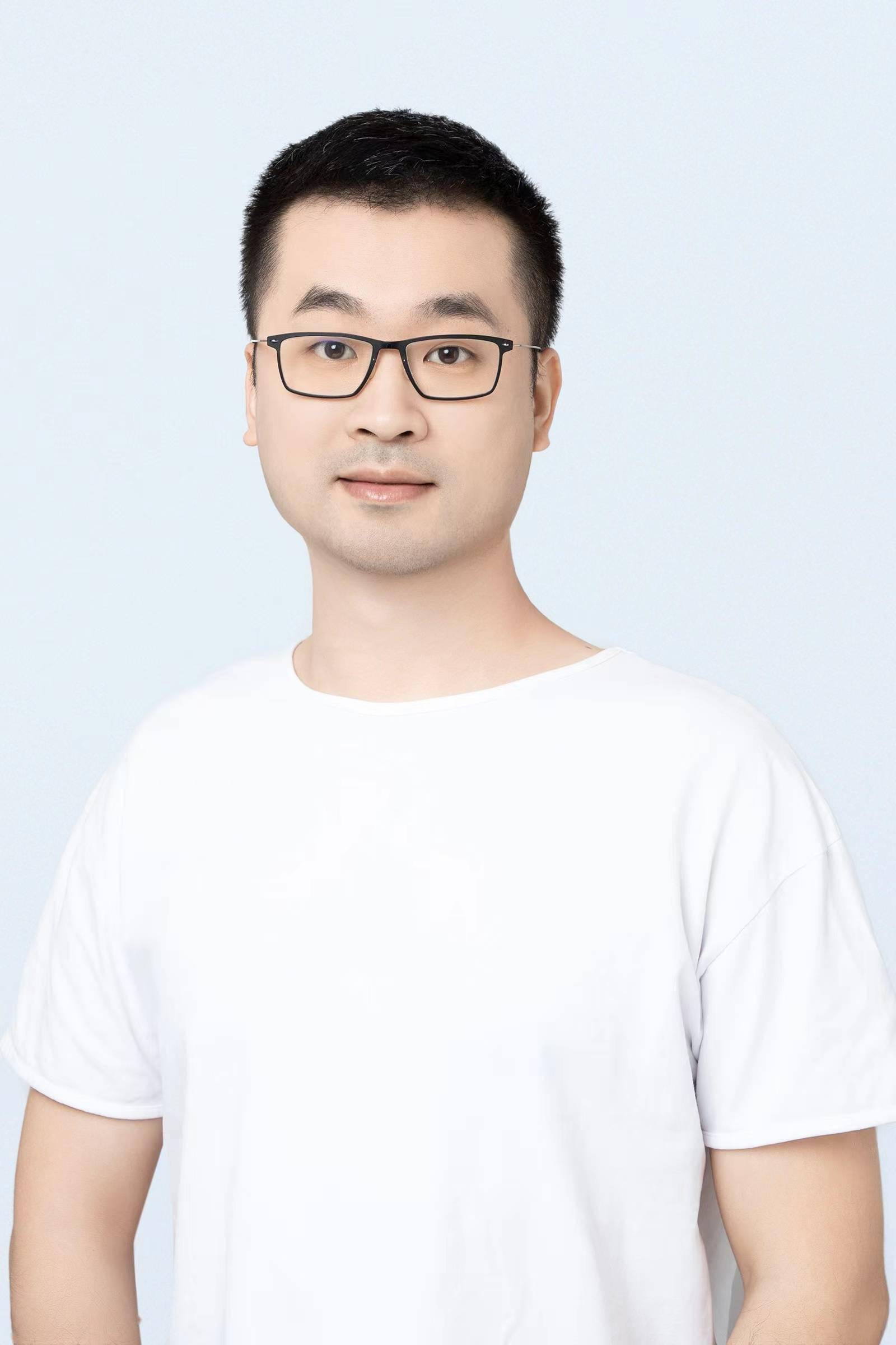 近期,36氪数字时氪专访了现任国恒设计执行总裁杨淋,在85后的他看来