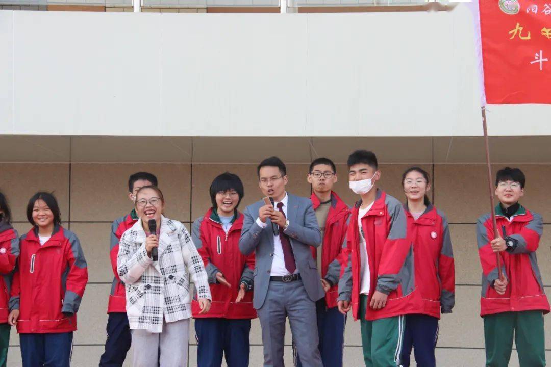 伟泰老师从人性的本质出发,以治心扶志为本,用极具感染力和震撼力的