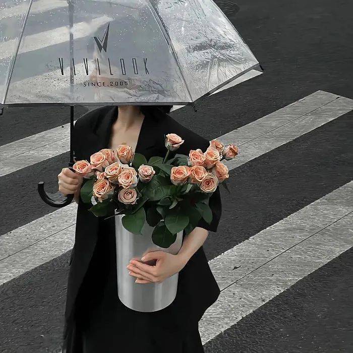 头像 | 你一定会喜欢的捧花女生头像