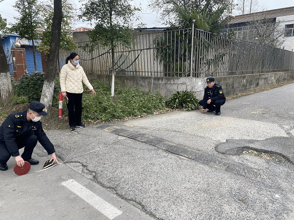 张家港市乐余镇乐余村：党建引领聚合力 点亮斑斓“村居图”