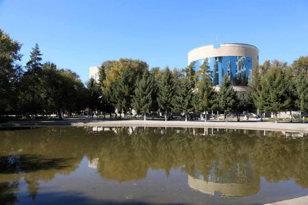 哈尔滨师范大学照片图片