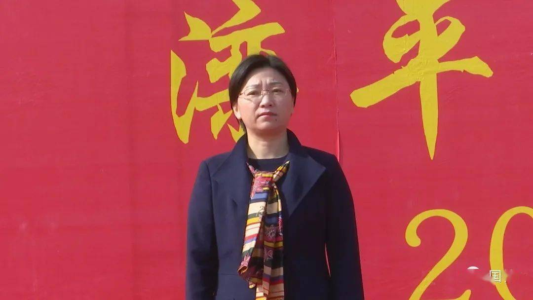 开工仪式由县委常委,常务副县长张云龙主持.