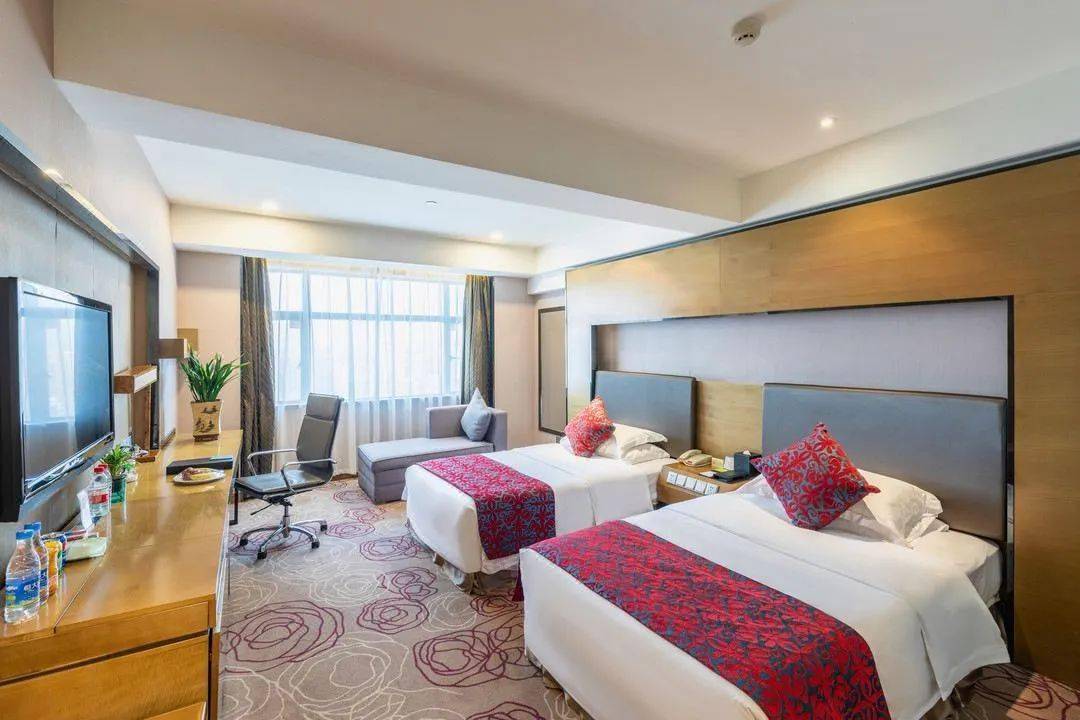 新宁当地至好酒店1晚豪叹桂林五星园林大酒店【桂山华星大酒店】,坐拥