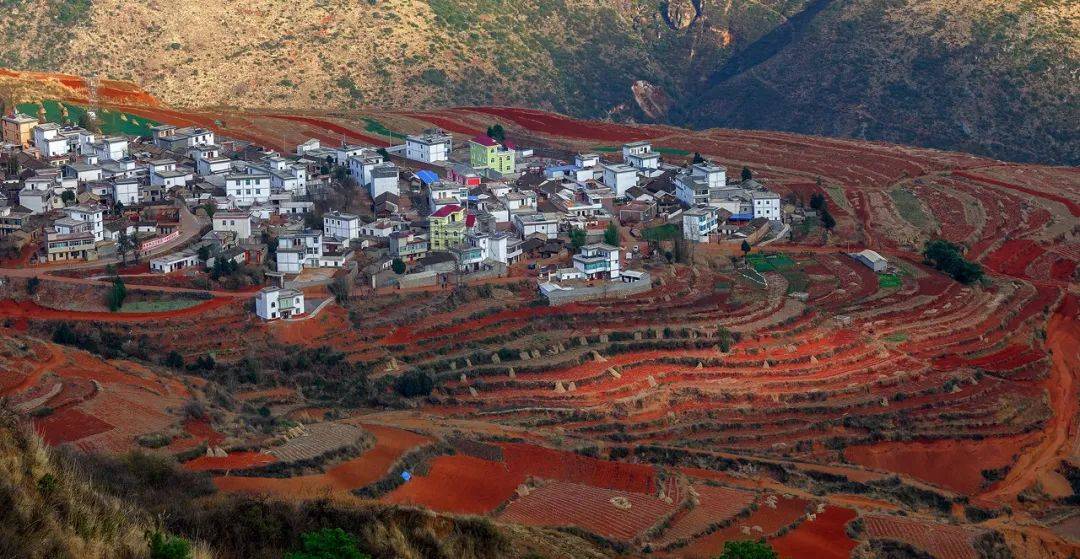 云南最神秘的地区,查无此市_东川市_昆明_城市