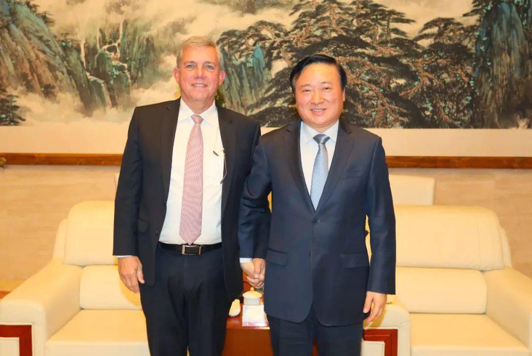 翁祖亮会见淡水河谷首席执行官柏安铎_中国_合作_双方