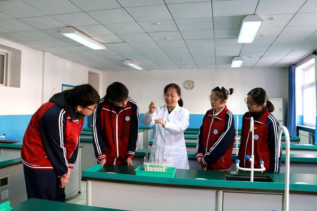 入选强基工程"十强学校",丽泽中学教育集团这样发力_培训_基础教育
