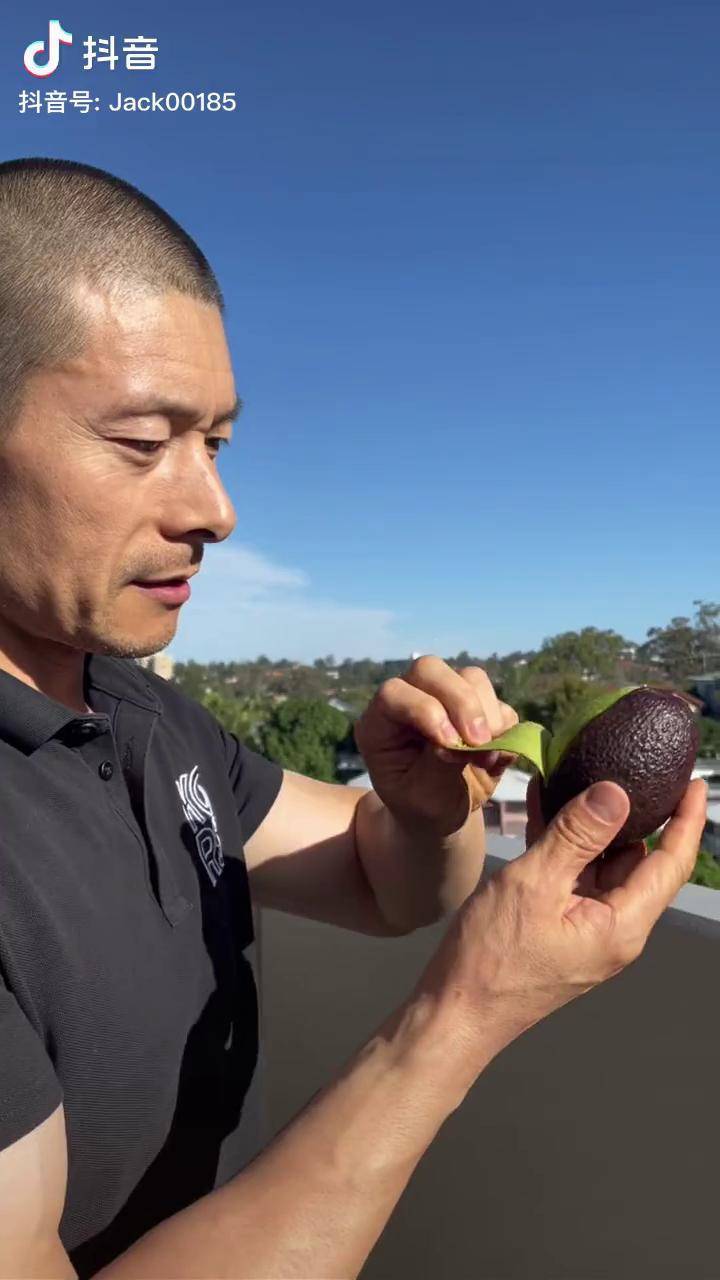 奢侈大饼哥
