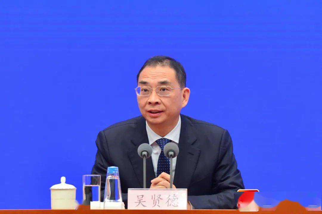 中共福建省委常委,常务副省长郭宁宁,中共福州市委副书记,市长吴贤德