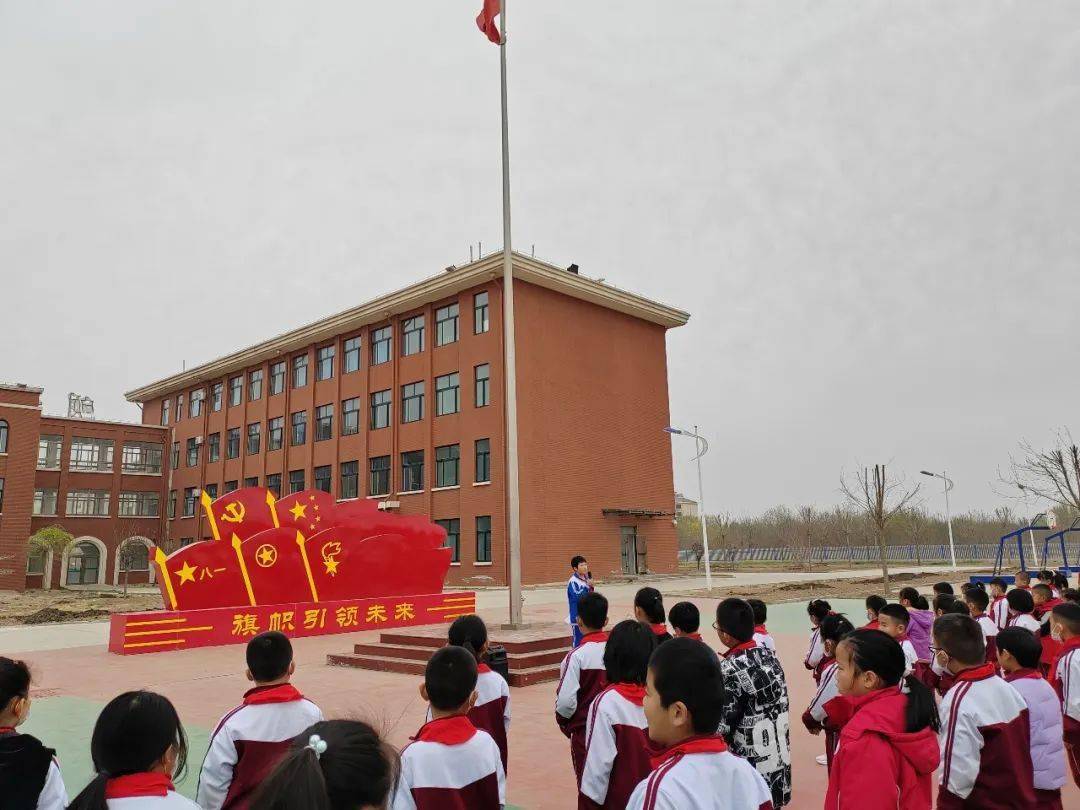 无棣县各级团组织,少先队组织开展"清明祭英烈"活动_革命_少先队员