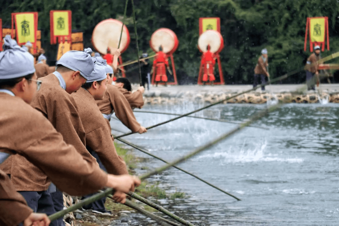 上善若水·天府粮仓 | 2023都江堰放水节浩大启幕！看，春水奔涌，浸润天府，仓满粮安！