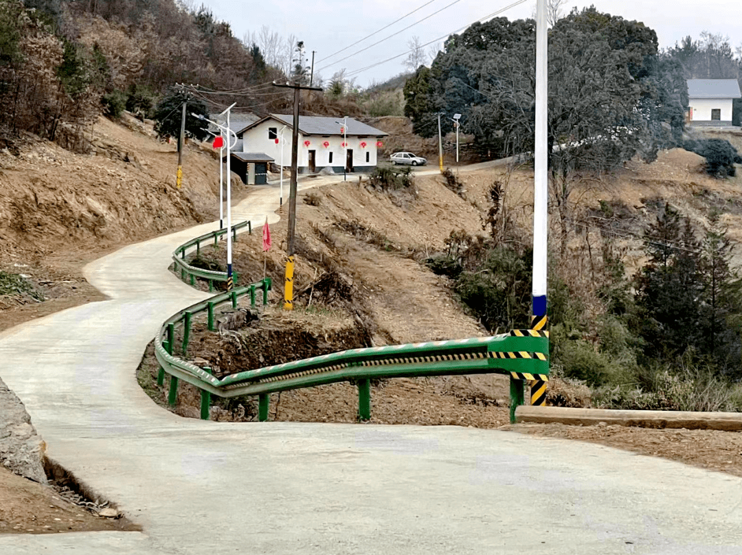 【振兴故事】竹山县曹家沟村:能人助力美丽乡村建设_柯刚_道路_环境