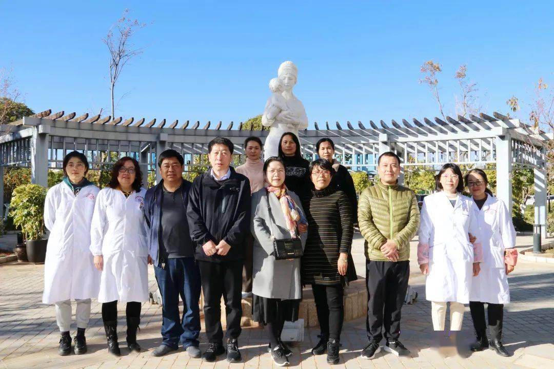 章敏洁徐涵池家庭背景图片