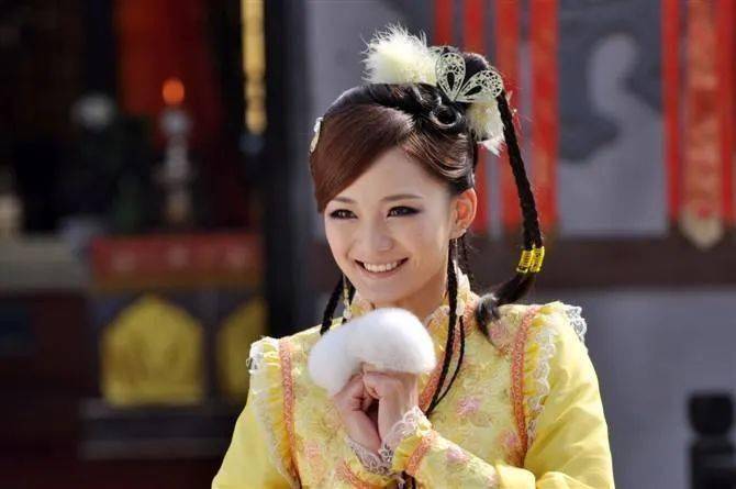 馨子饰演的角色虽然戏份都不多,但每个都给人留下了深刻的印象.