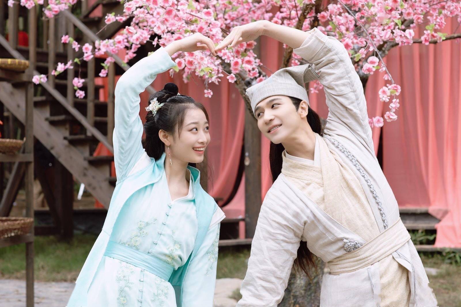 短剧《有间客栈》百视开播,入梦续写前世今生缘!_苏倩倩_成长_爱情