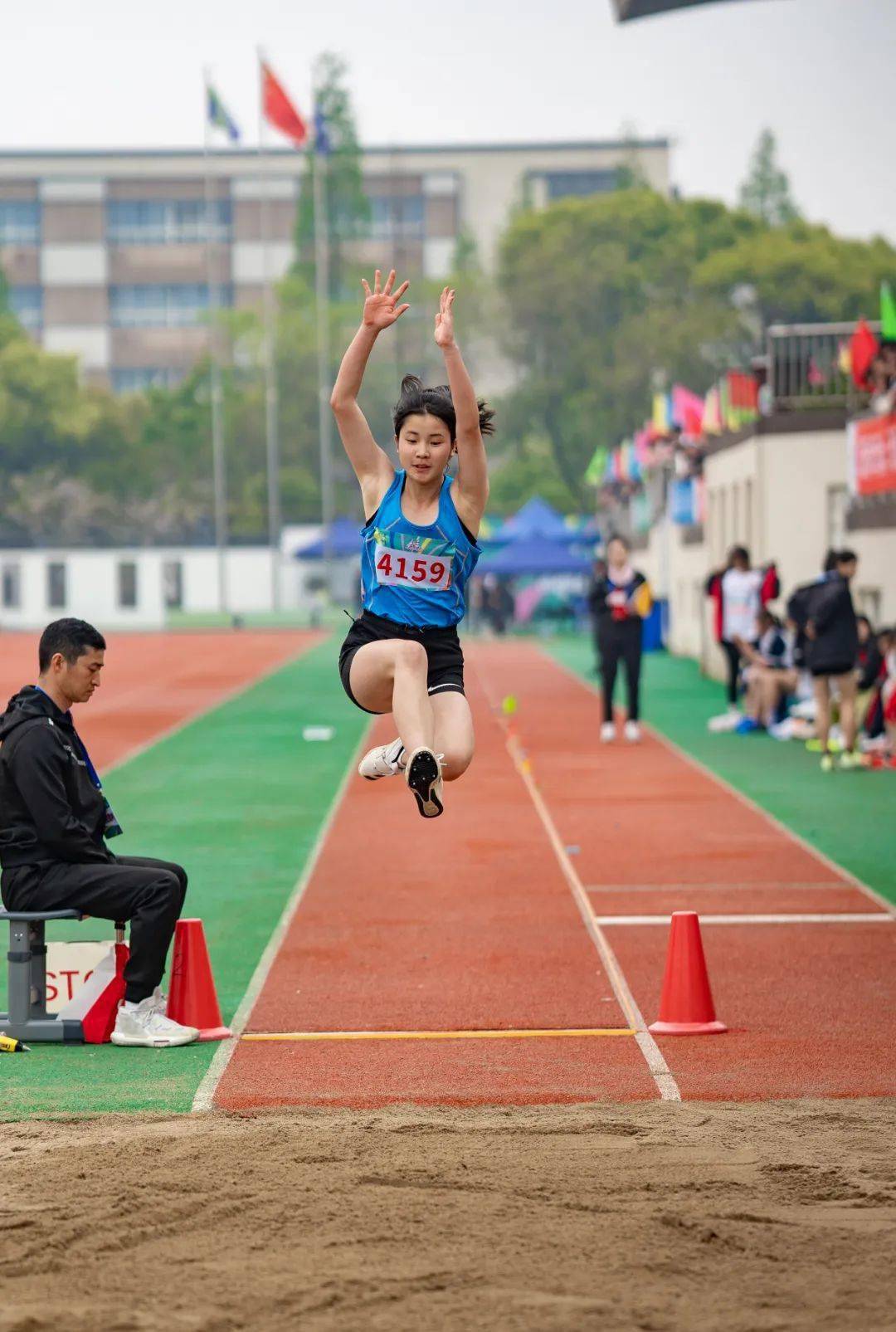 温州举办规模最大中小学生田径运动会_体育运动_项目_参赛