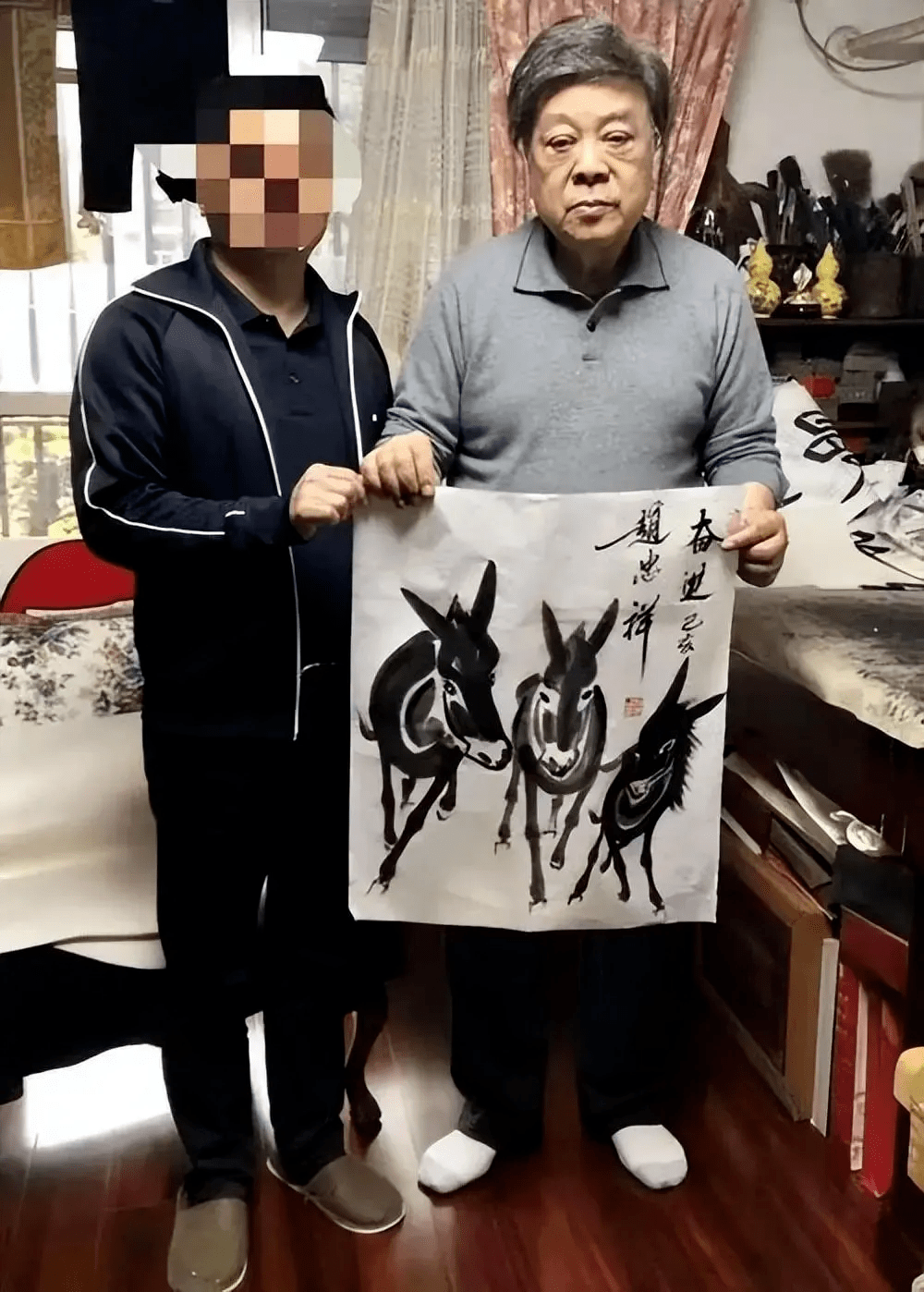 赵忠祥生前90万画作如今698元贱卖还没人要