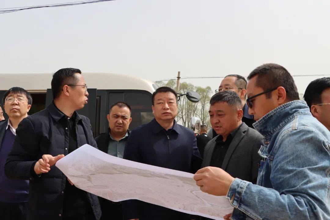 节灌效益和重耳川民俗文化特色示范园区规划建设情况,强调,要立足子洲