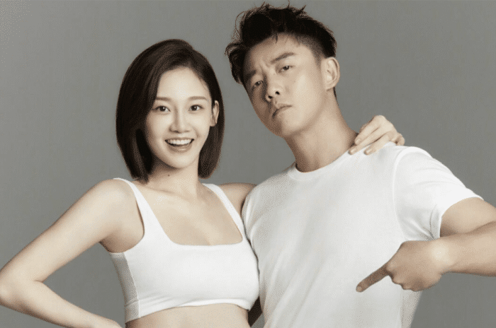 聚会穿郑恺卫衣宽松遮肚孕态明显,结婚2年生俩太能生_网友_电影_衣服