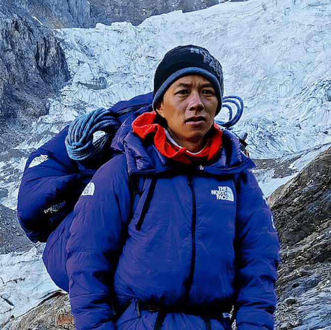 曾山教练登山图片