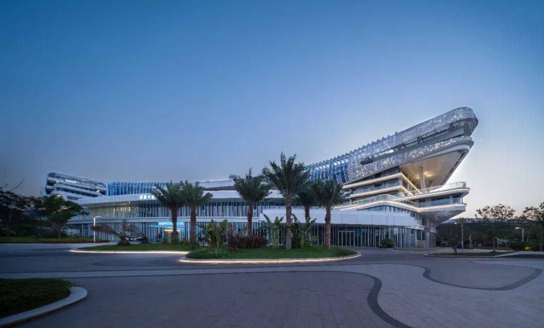 流动美学焕活滨江新地标|福州冠城大通广场·游艇会_空间体系_景观