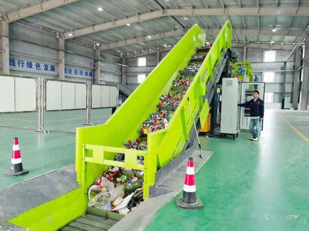 【垃圾分类】白云区观云路转运分类分拣中心投入试运行_生活_进行
