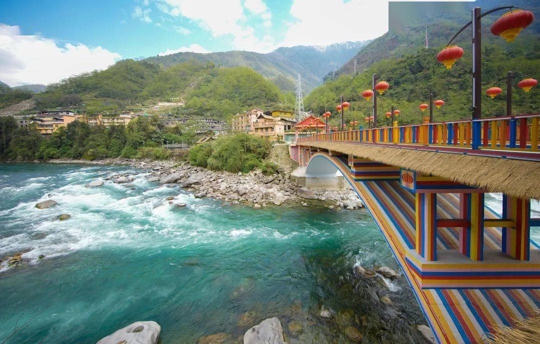 更好的日子还在后头 | 大建设成就大变迁 美丽生活"建"出来_独龙江乡