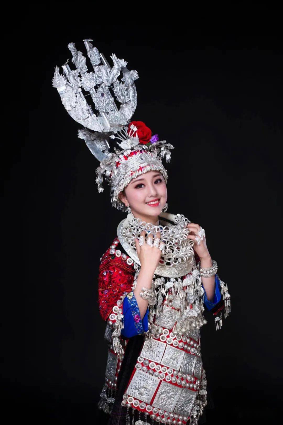 邰春春王儇琳万慧马义艺王孟妮侯芝英张庭玉杨欣荣潘文静杨秀英文晓燕