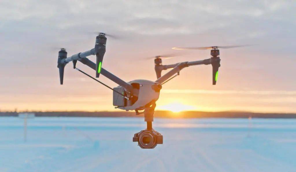 世界首款空中电影机——大疆悟inspire 3,拍电影不再靠滑轨了?