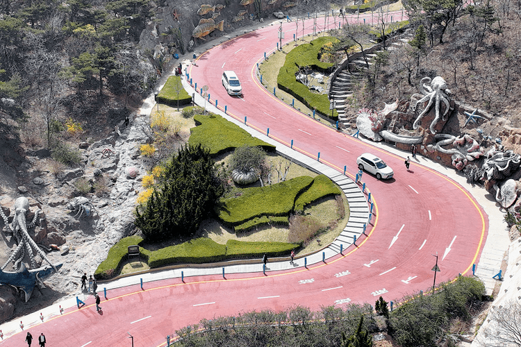 穿梭山海间_海底_十八盘_景区