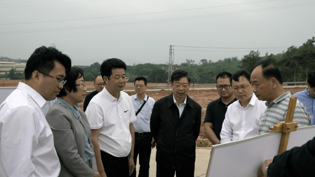 省广播电视局局长刘小毅同志率队到韶关市开展调研