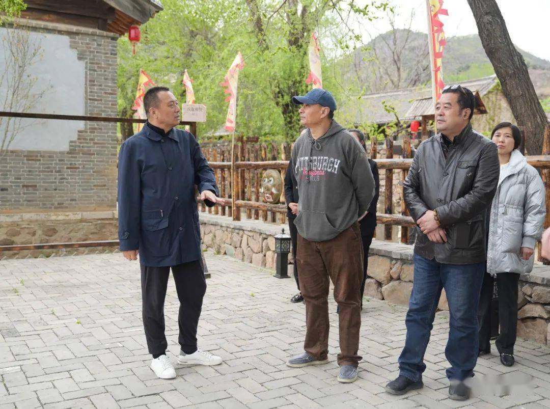 迁西县举办"这么近,那么美,周末到河北"唐山迁西行——"百名书画家绘