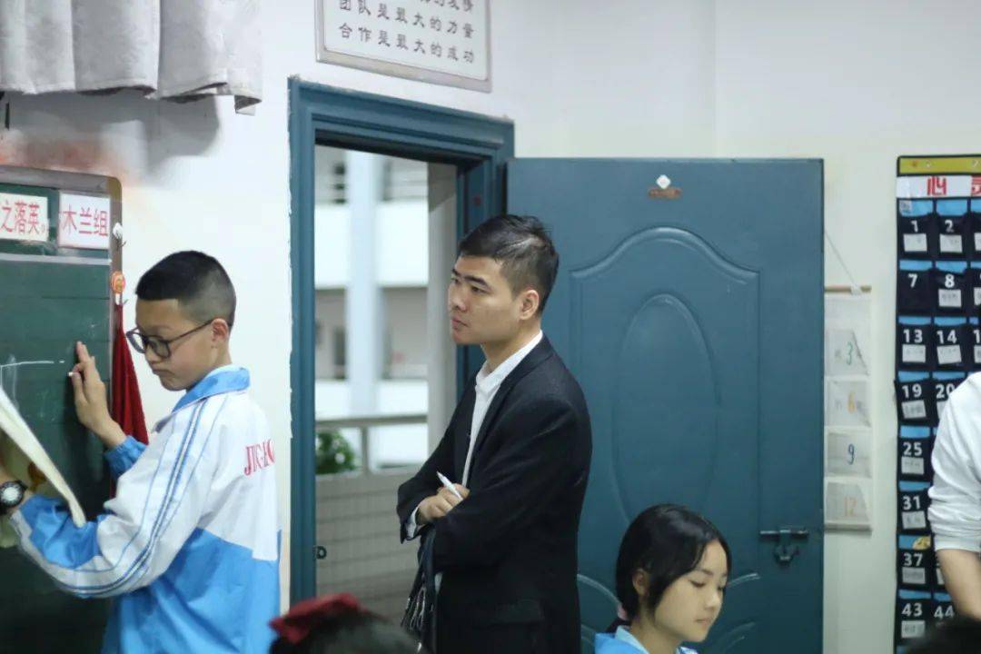 景弘课改美名扬,广东省吴幸萍名师工作室和常德市桃源县莲花学校走进