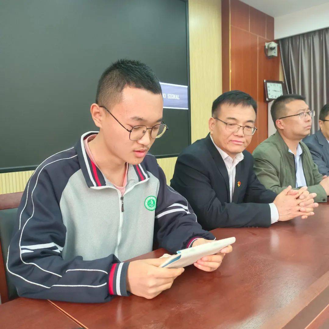 心中有梦 未来有约——营头中学优秀学子来眉县中学参观学习_交流