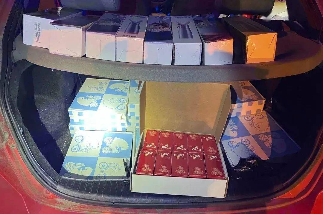 笑气?真的不好笑!_张女士_chapter_警方