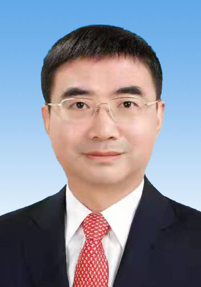 研究生,现任九江市委副书记(正厅长级),拟提名为设区市政府市长候选人