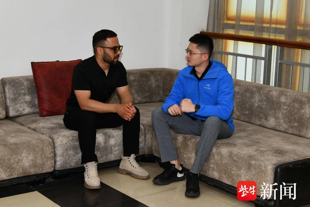 海归青年与国外留学生对话:在"一带一路"中增添青年力量_中国_合作