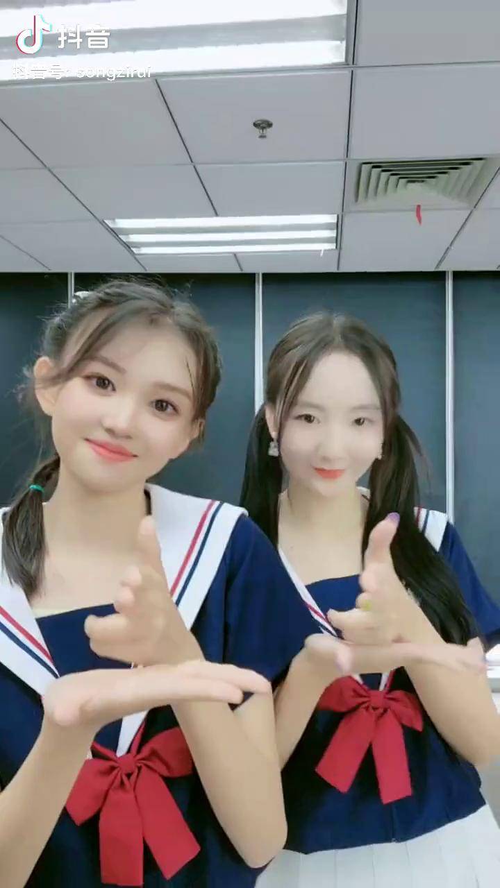 爱笑的女孩宋小睿宋小睿 甜美女孩 治愈系笑容