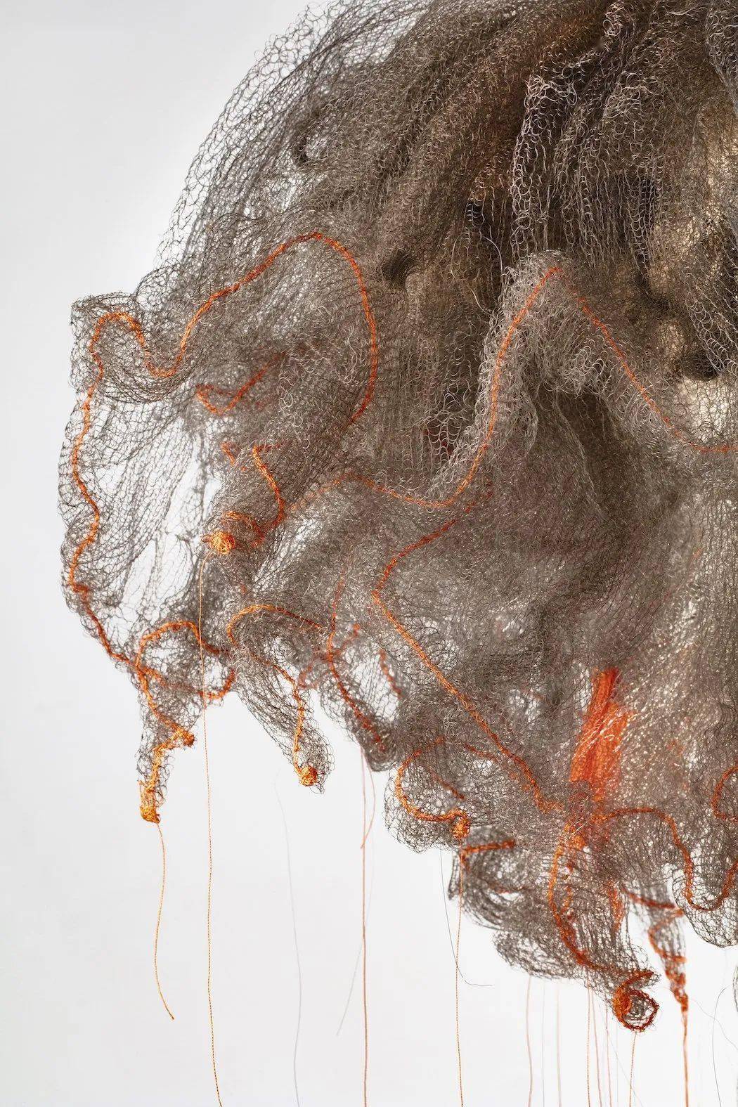 毛线除了做衣服还能做成大千世界,关于毛织艺术的震撼与浪漫~_作品