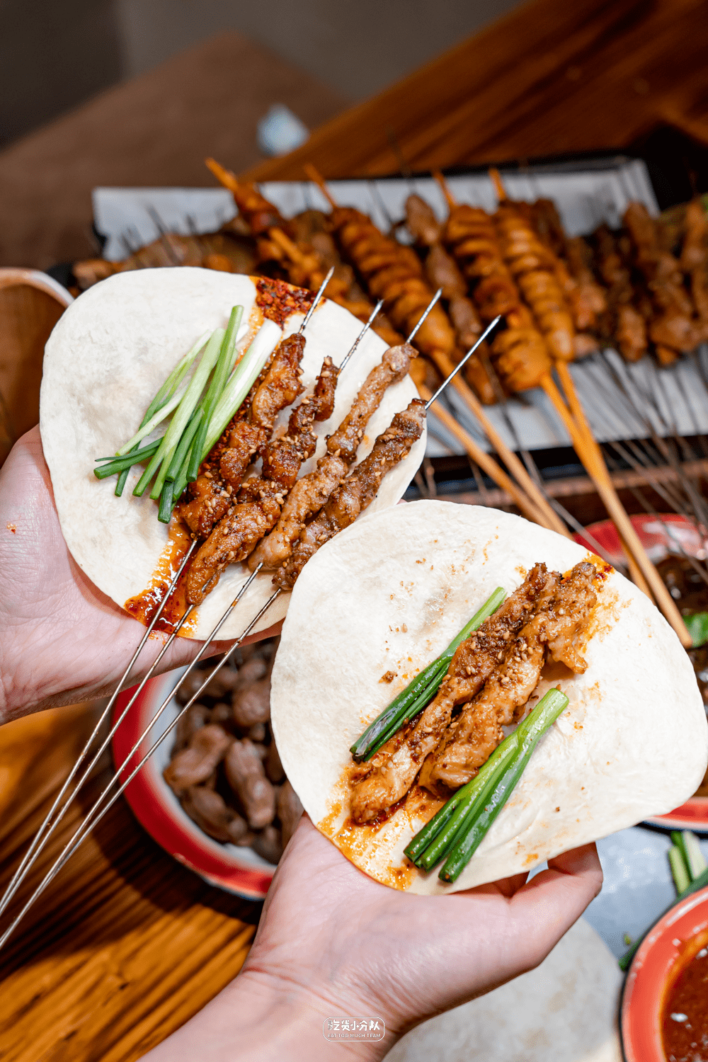 「淄博烧烤」,上海到底哪里有啊!_小饼_小葱_小串