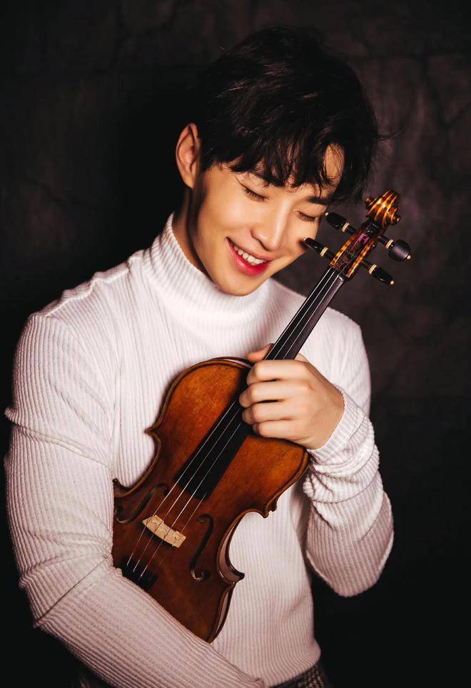 henry和刘宪华成为中国好声音的导师之一_加拿大_能力_电影