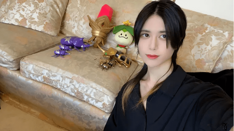 日本2名花季少女直播跳楼自杀,背后原因让全网愤怒……_pyascal_女孩