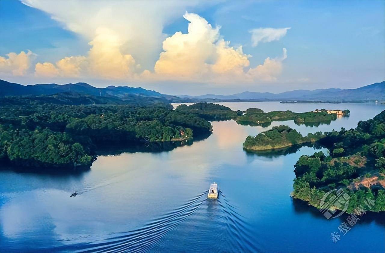 赤壁陆水湖风景区闪耀中国(武汉)文旅博览会