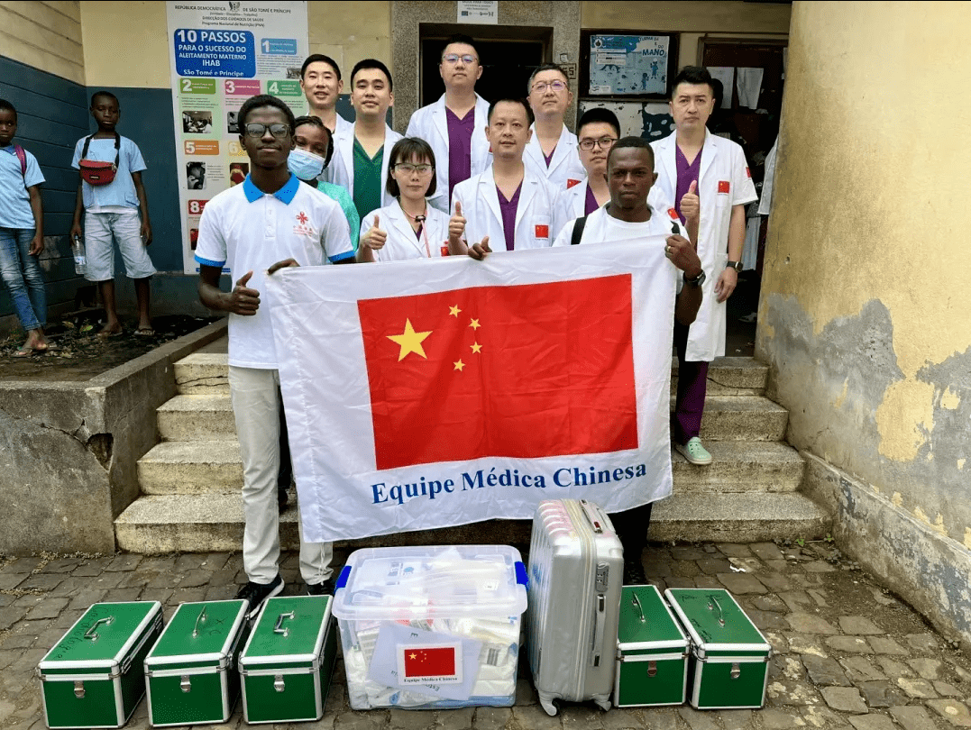 卢忆医生在圣普当地唯一一个具有针灸门诊的医院(大水区中心门诊)工作