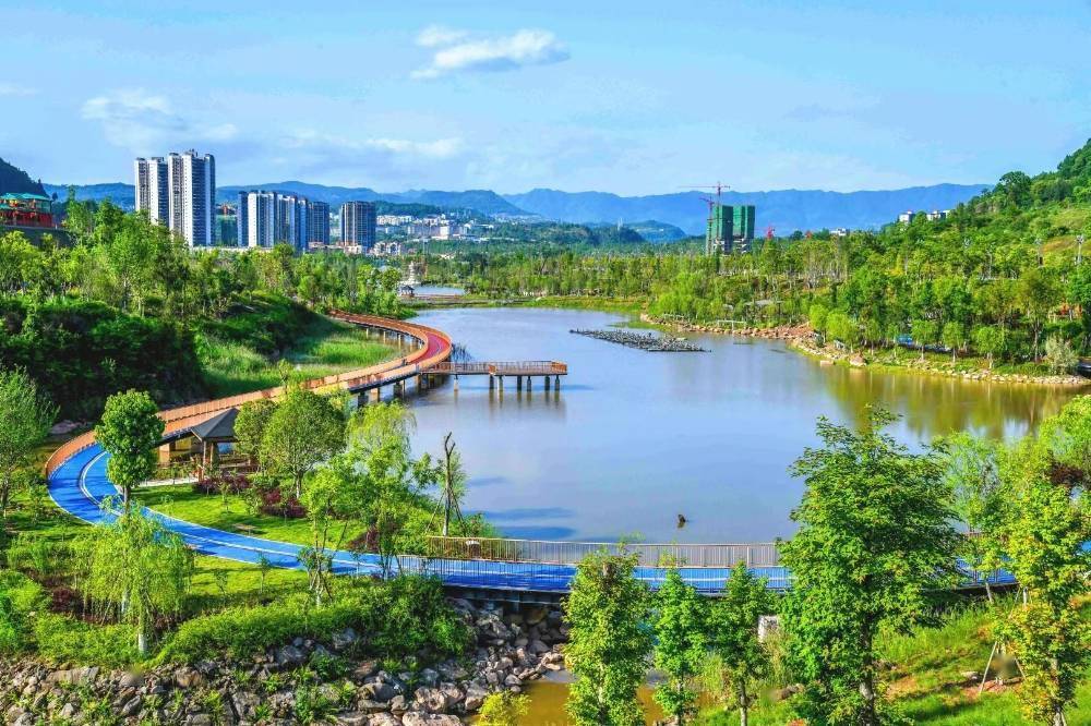 【四川工人日报】水清岸绿生态美_通江县_湿地_公园