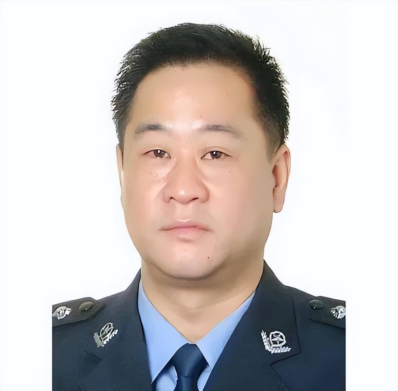 北京警察学院院长丈夫图片