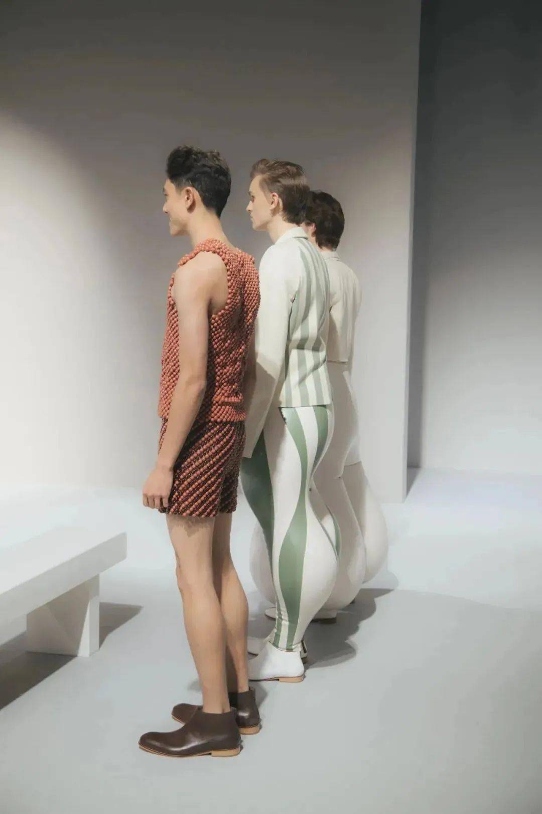 cmyk lab fashion|充气橡胶裤风靡时尚圈,全球最"膨胀"的设计师品牌