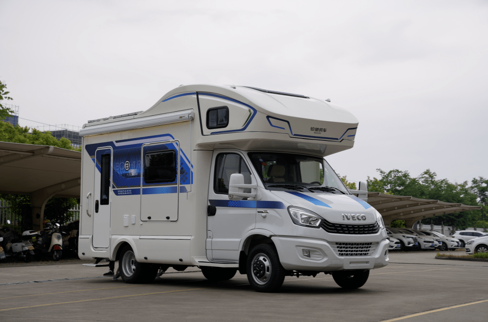 铂驰铂金系列单拓展房车发布_搜狐汽车_搜狐网