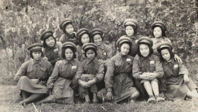很多女青年都加入到抗美援朝大军,跨过鸭绿江,战斗中朝鲜半岛的三千里