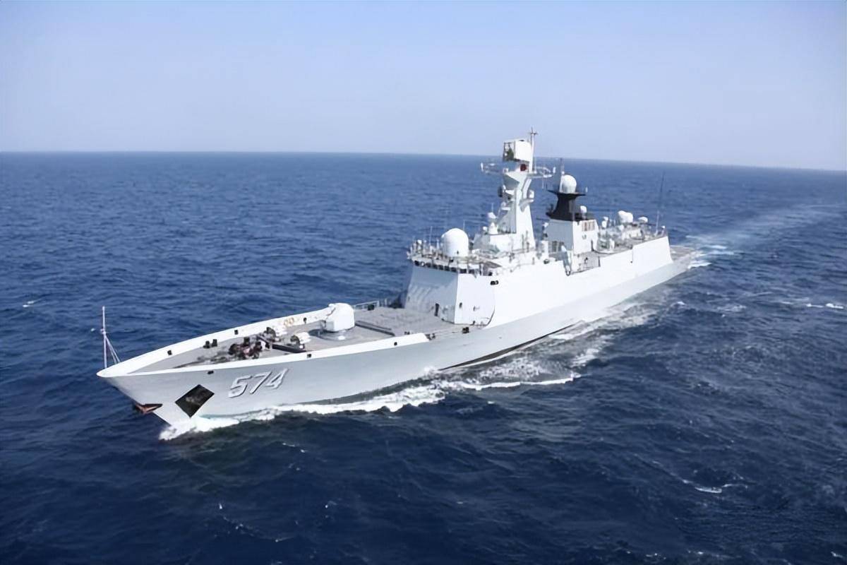 执行苏丹撤侨行动的南宁舰,三亚舰,微山湖舰到底有多厉害?